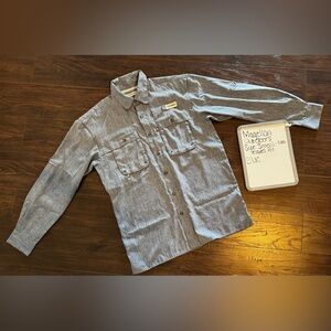 Magellan Outdoors Charcoal Button-Up Shirt: small